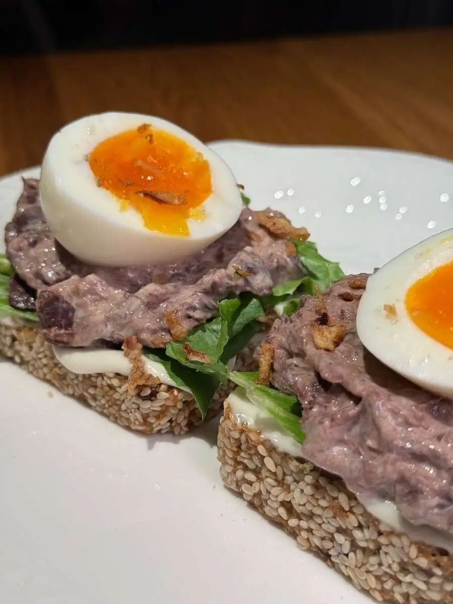 Сэндвич с тунцом