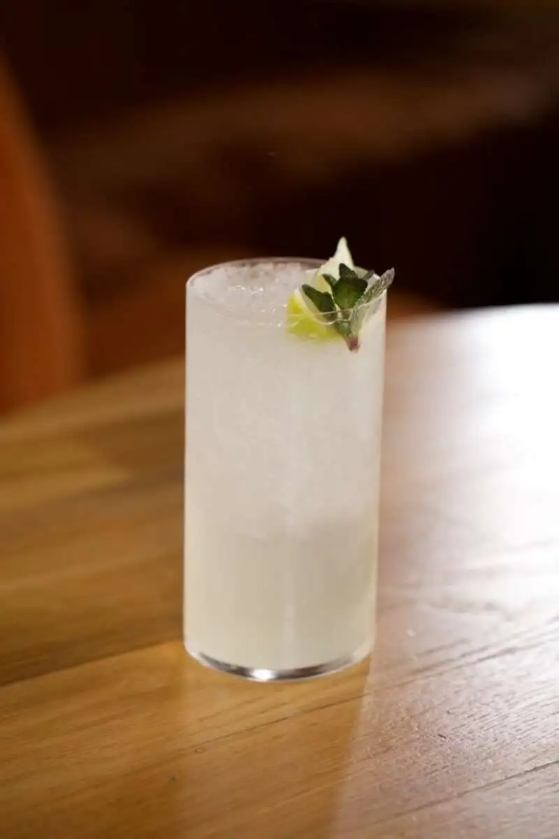 0,4 л МЯТА-ЛАЙМ ЛИМОНАД