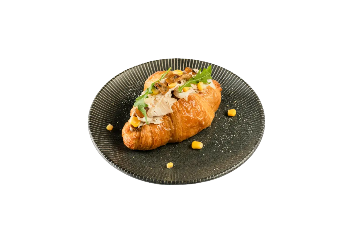 Круассан с грибами и индейкой