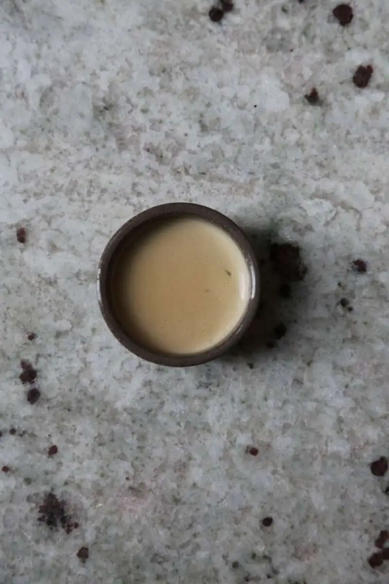 СЫРЫ И СОУСЫ