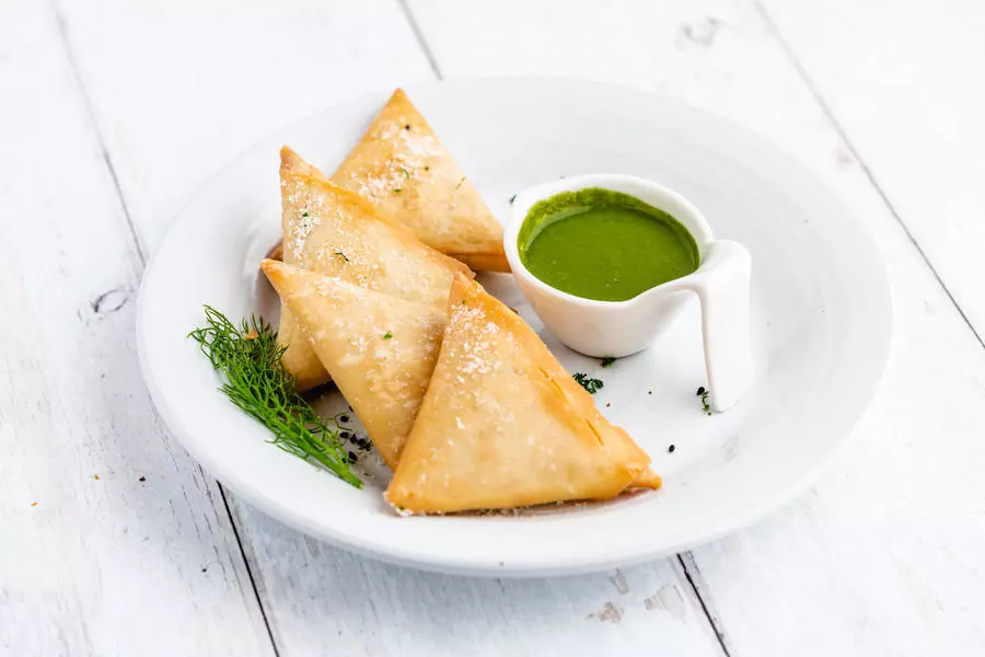 CHEESE SAMOSA