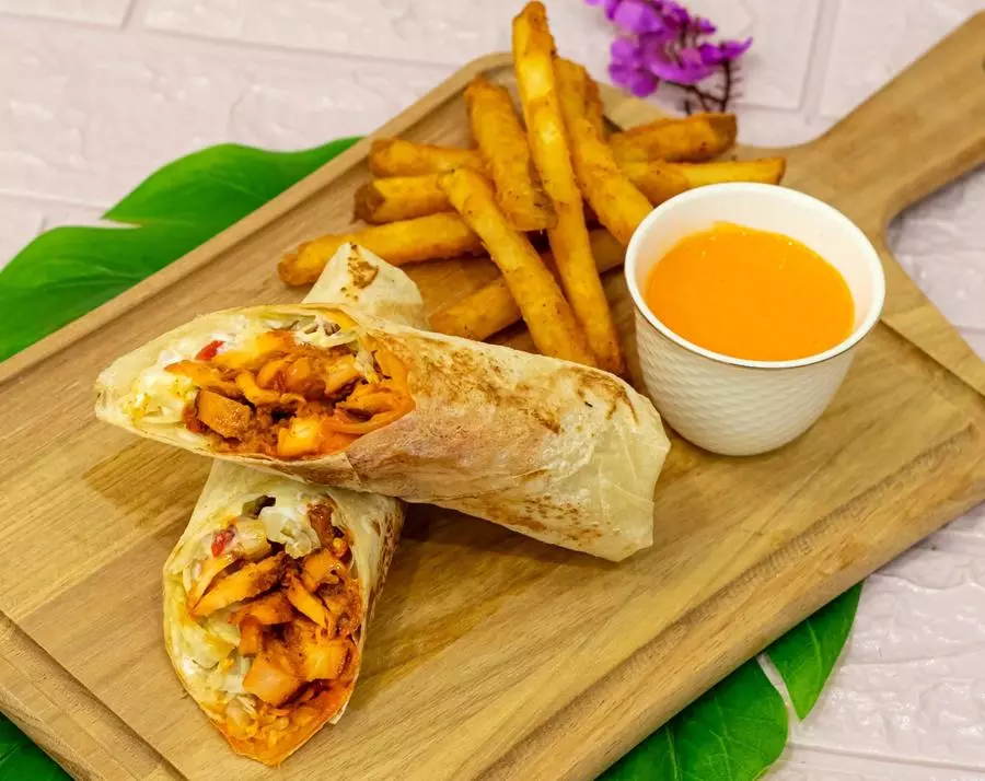 CHICKEN TIKKA WRAP