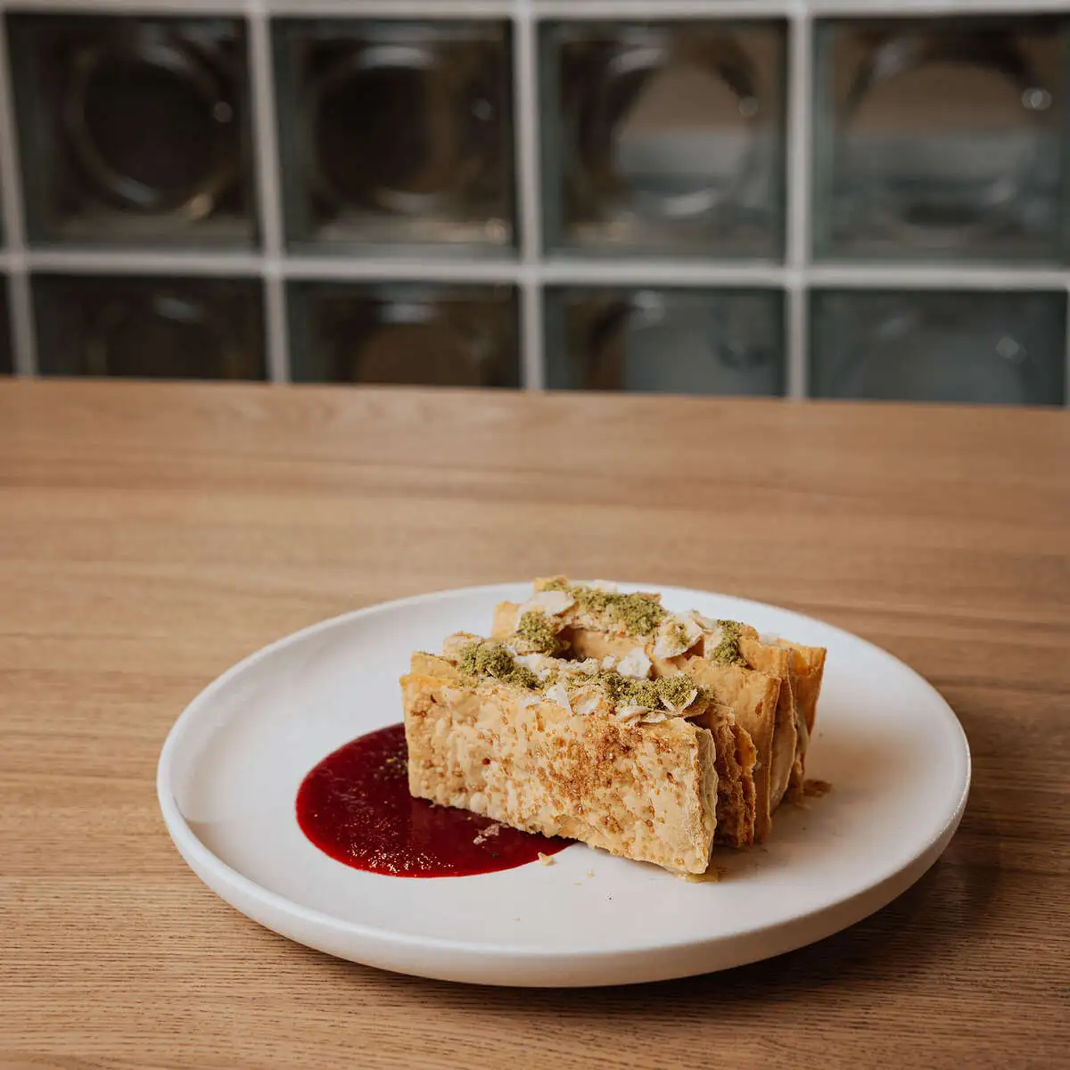 Наполеон фисташка-земляника