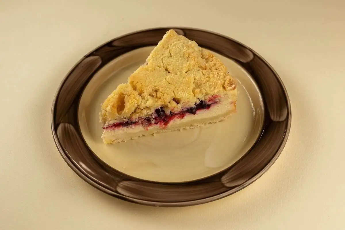 Ватрушка с ягодами