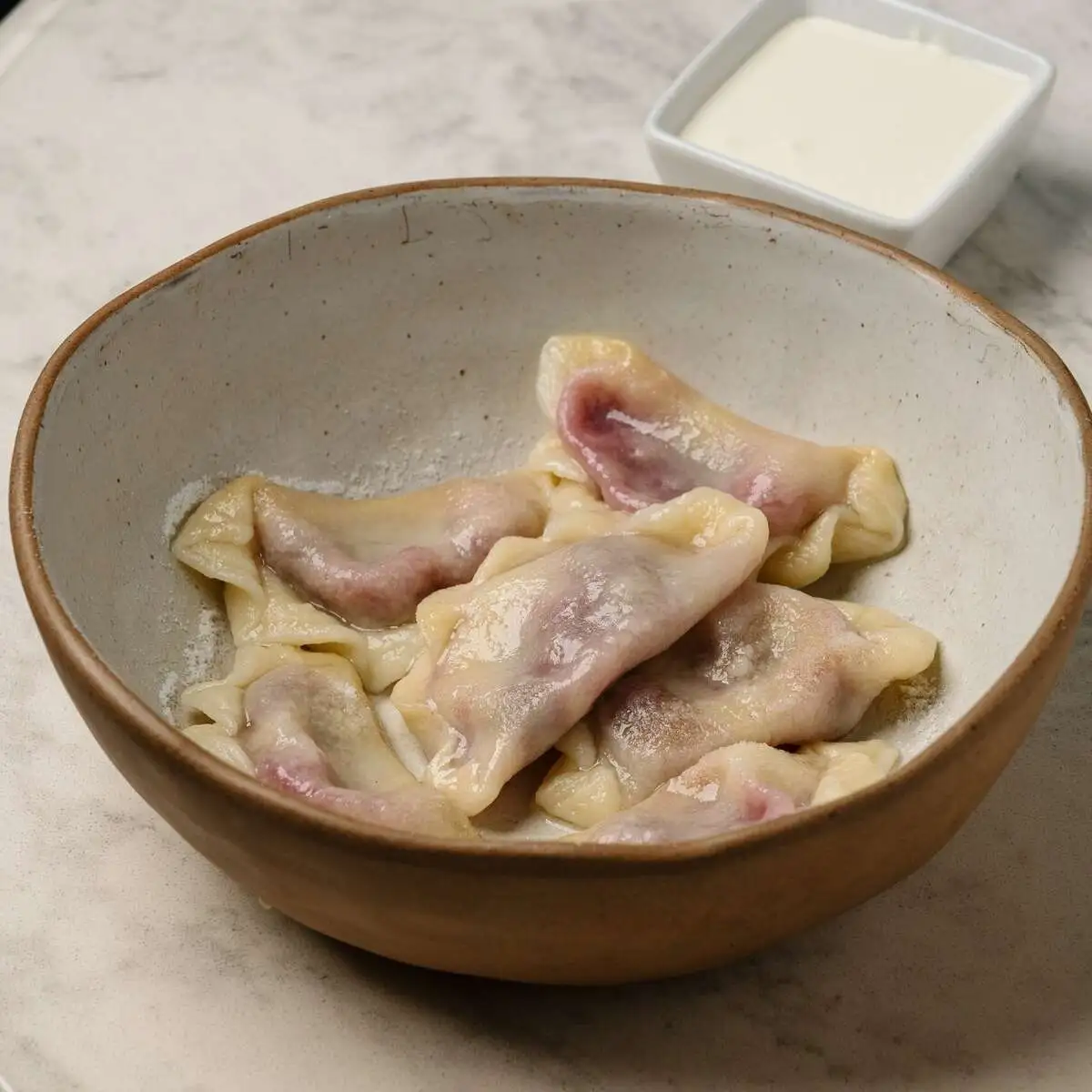  Вареники с вишней и сметаной