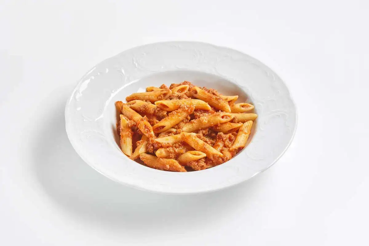 Пенне болоньезе из говядины 