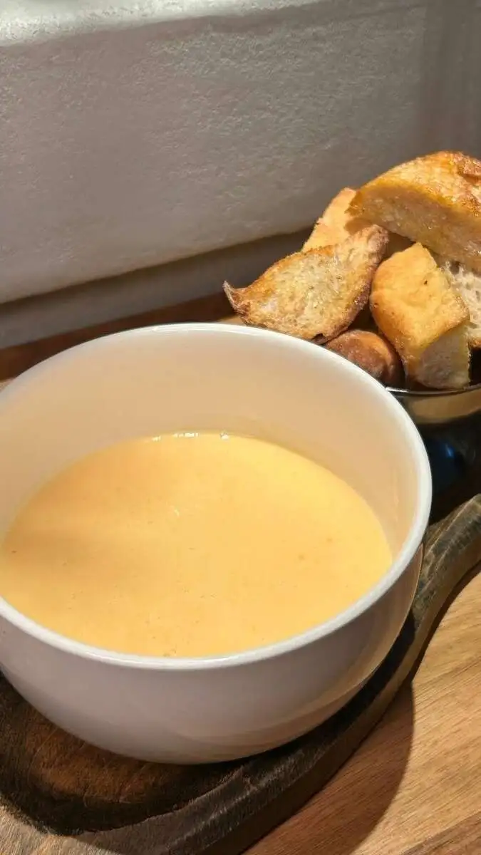 Сырный крем-суп с лососем