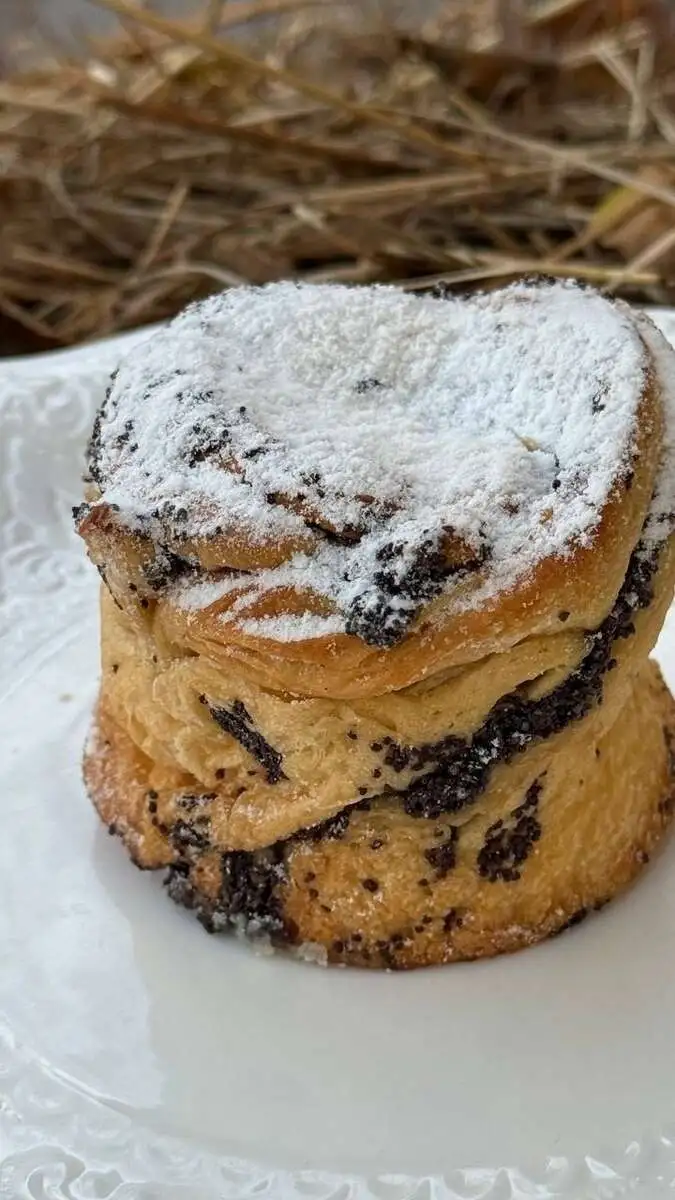 Бабка с маком