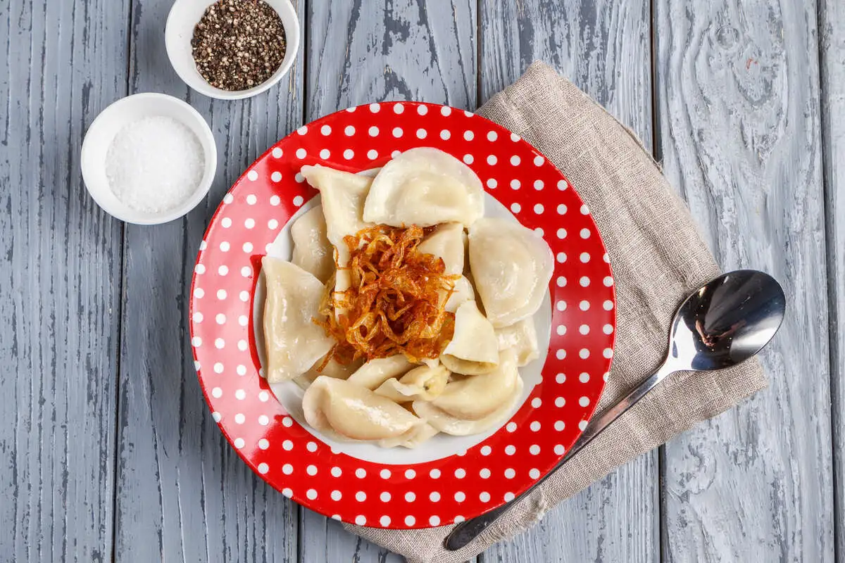 Вареники с курицей и грибами