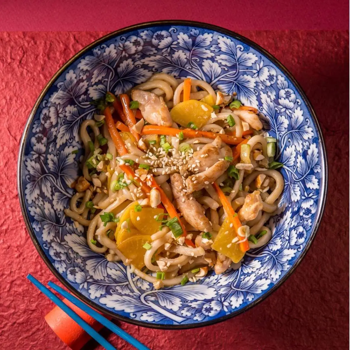 УДОН С ЦЫПЛЕНКОМ В ПАД ТАЙ 