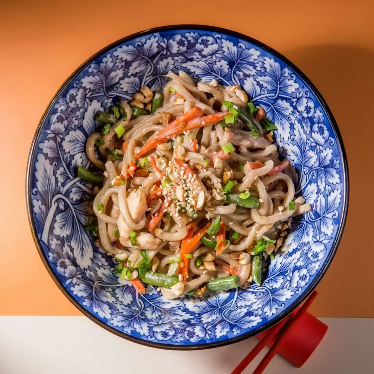 УДОН С ЦЫПЛЕНКОМ В СЛИВОЧНОМ УНАГИ 