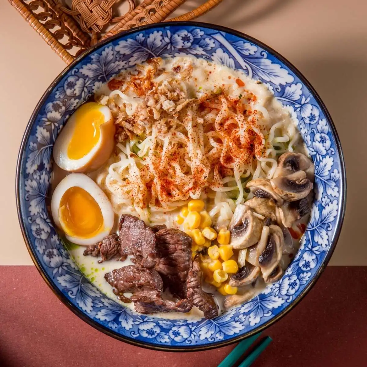 ЧИЗУ РАМЕН С ГОВЯДИНОЙ