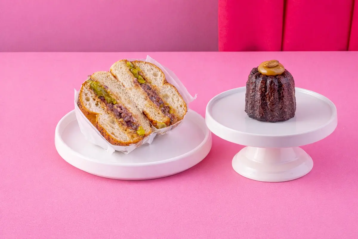  Бейгл с говядиной+Канелле