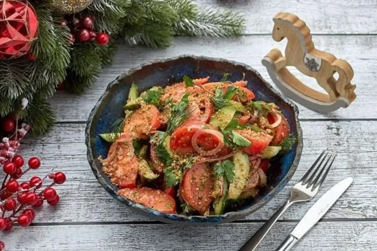 Грузинский овощной салат 