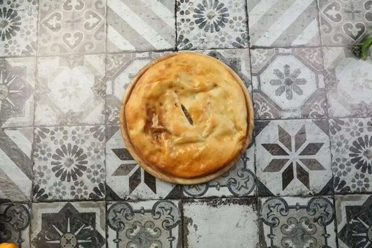 Кубдари со свининой и говядиной