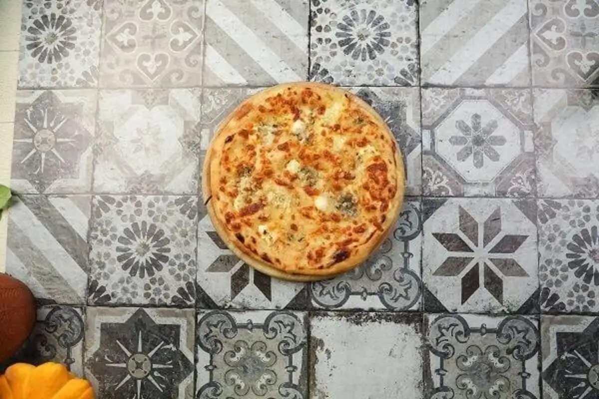 Хачапури 4 сыра