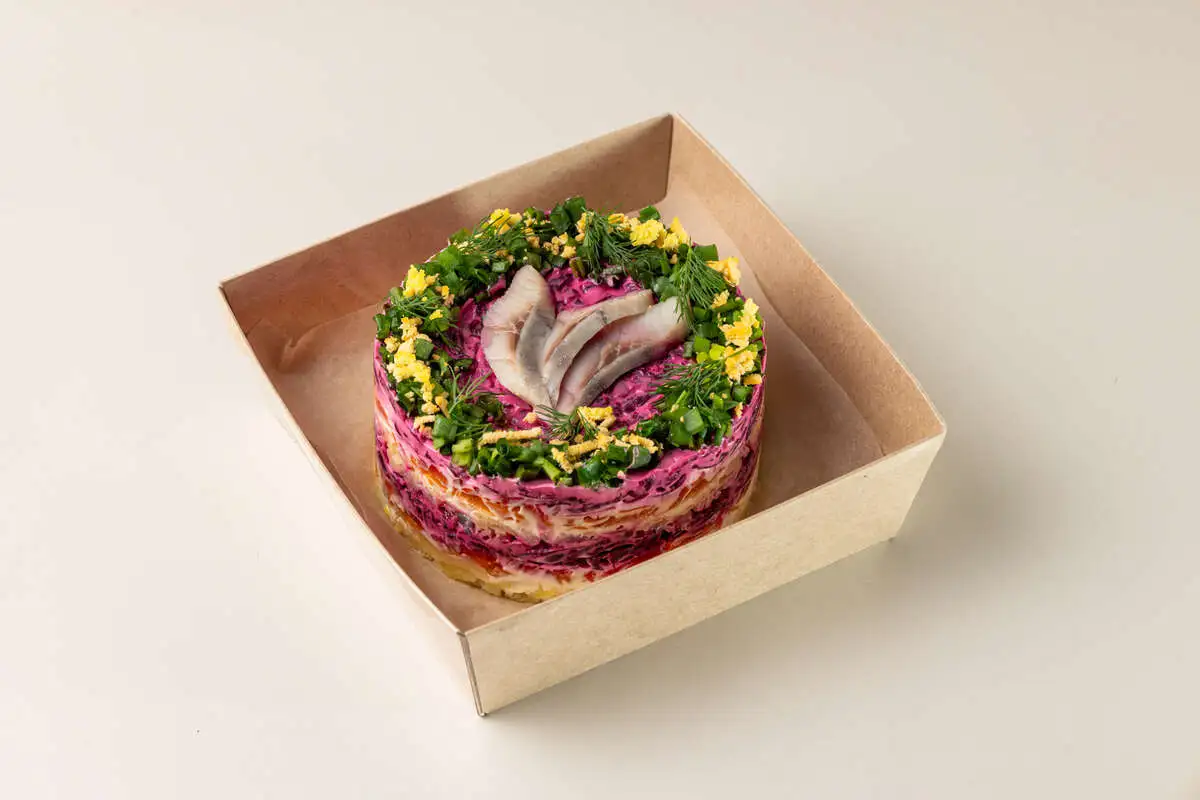 Бенто торт "Сельдь под шубой"