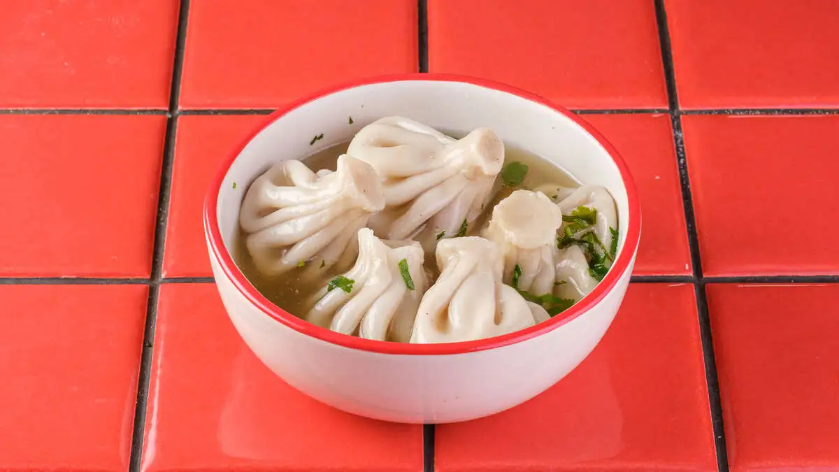 Бульон с хинкали