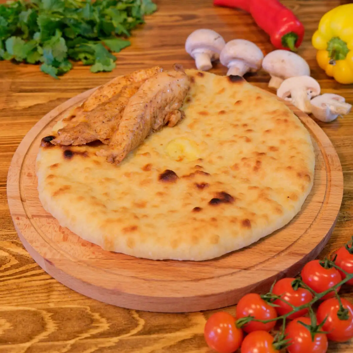 С курицей и грибами 450гр