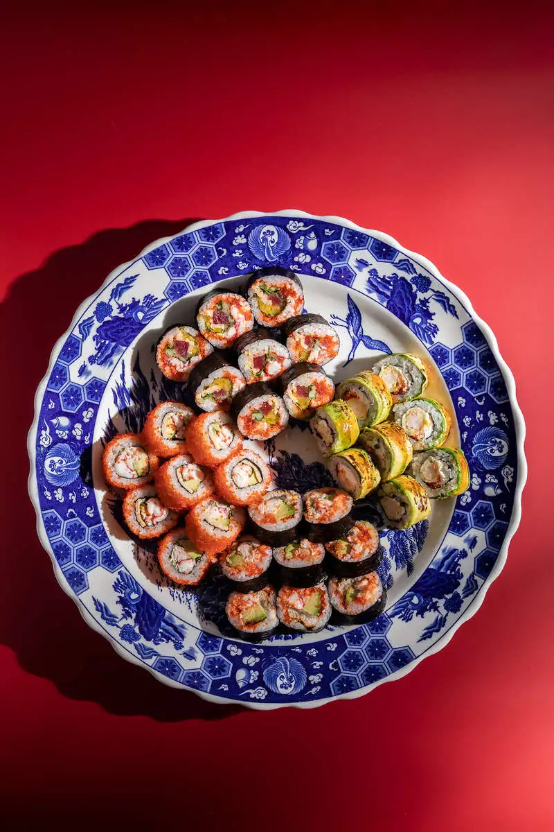 Ассорти роллов "ТАКЭ"