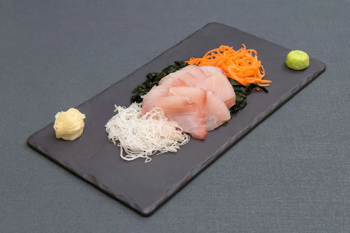 Сашими Судзуки