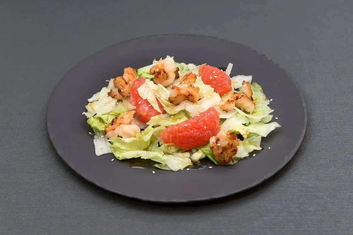 Салат Нацуно с креветками