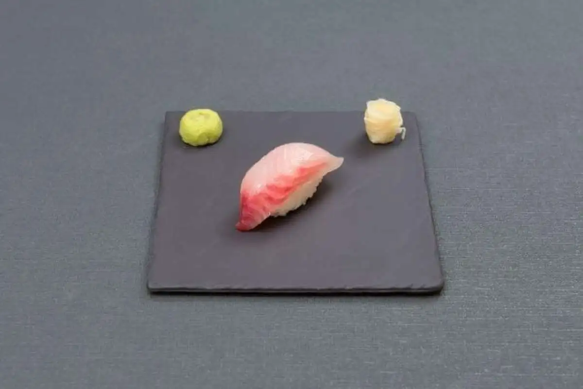 Суши Судзуки