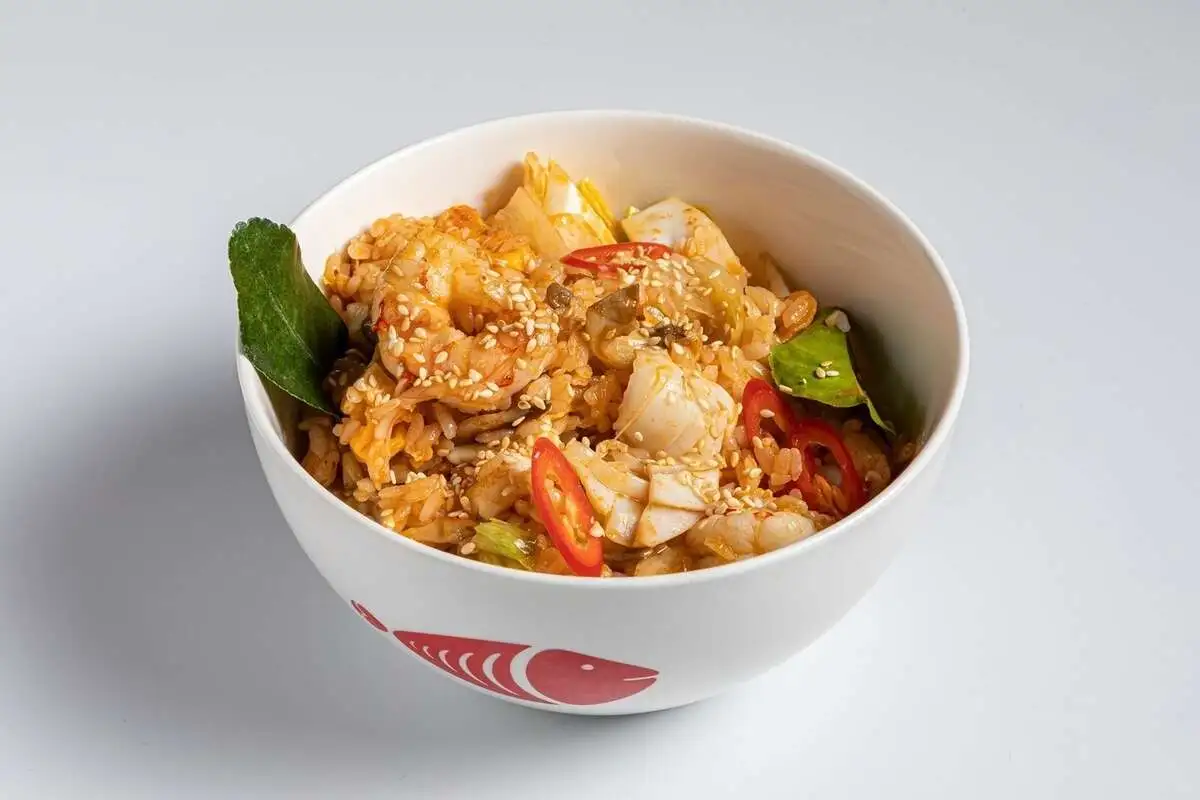 Жареный рис в соусе том ям