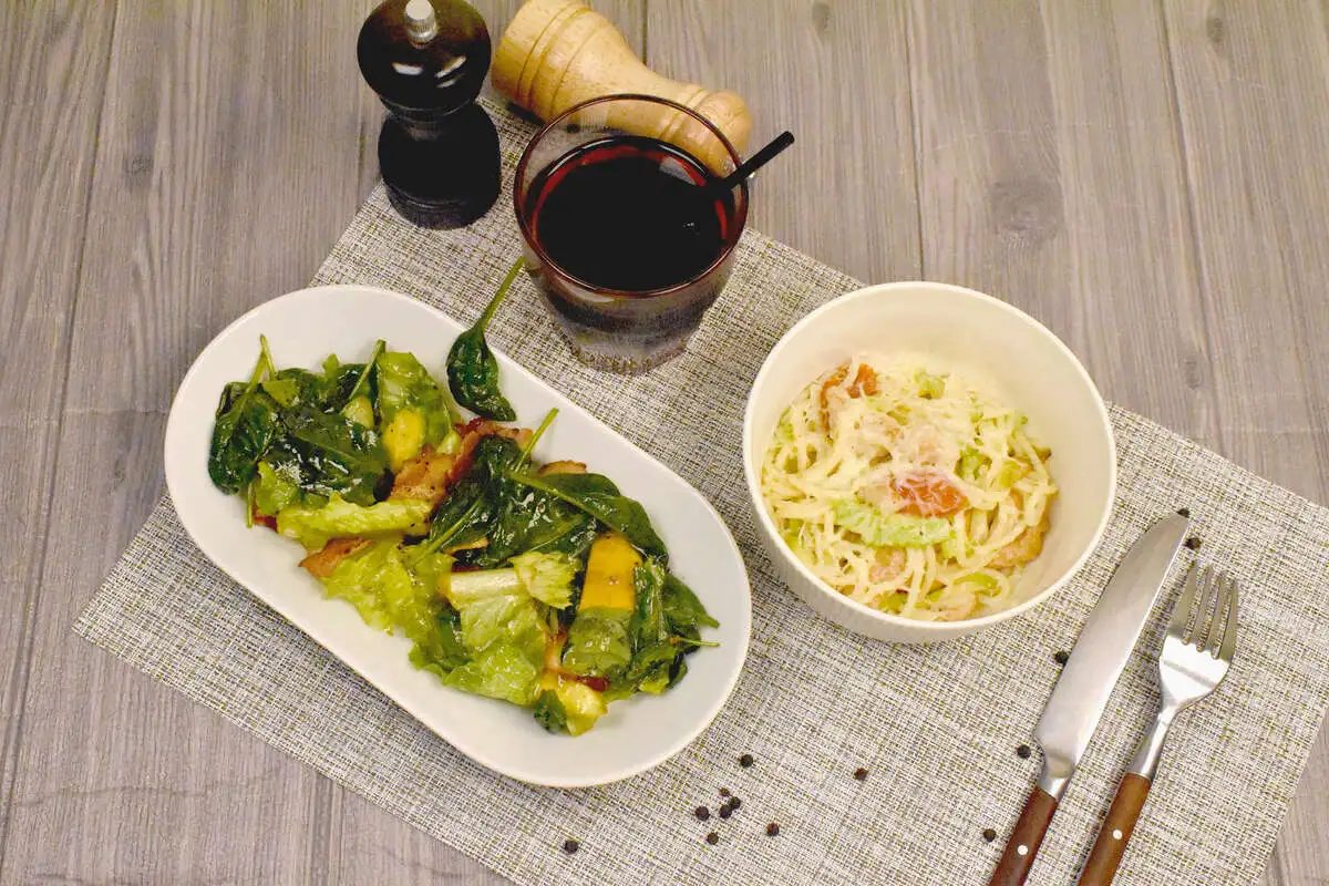 Сет №3 Салат + Паста + Напиток