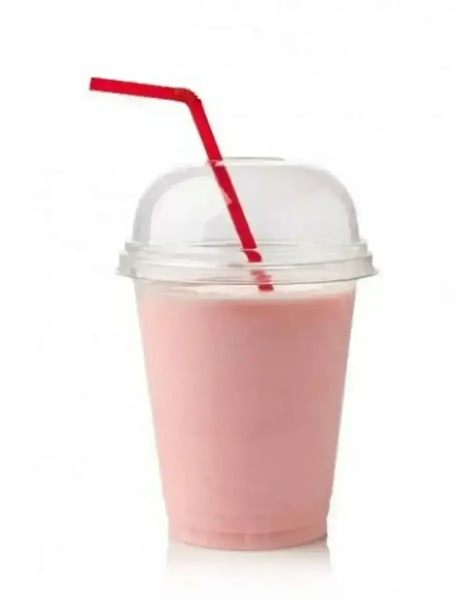 Клубничный молочный коктейль