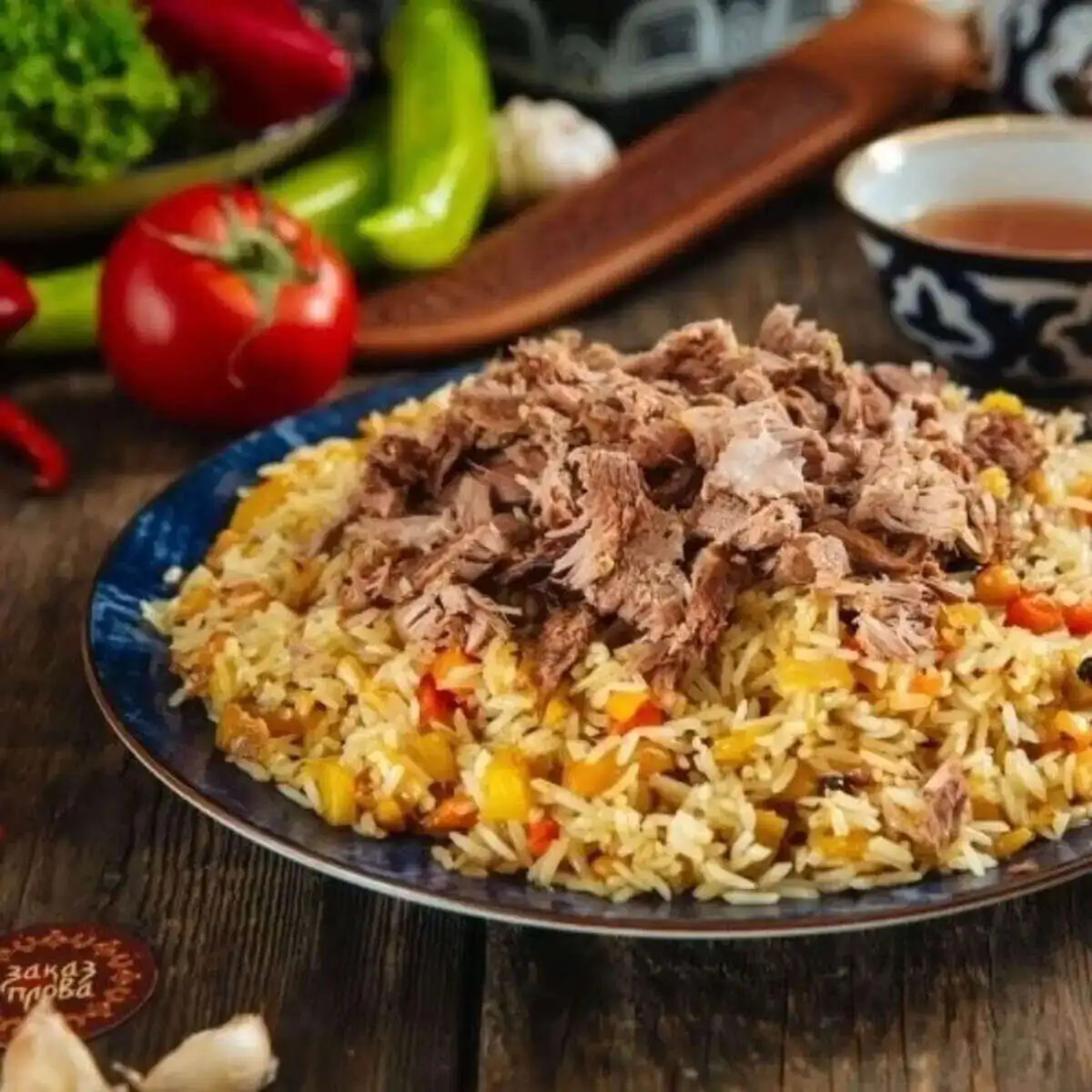 ПРАЗДНИЧНЫЙ ПЛОВ