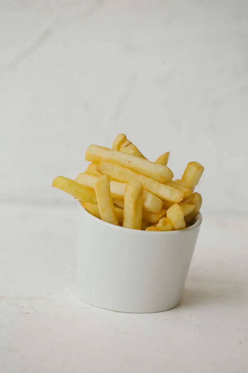 Картофель фри с соусом паццо