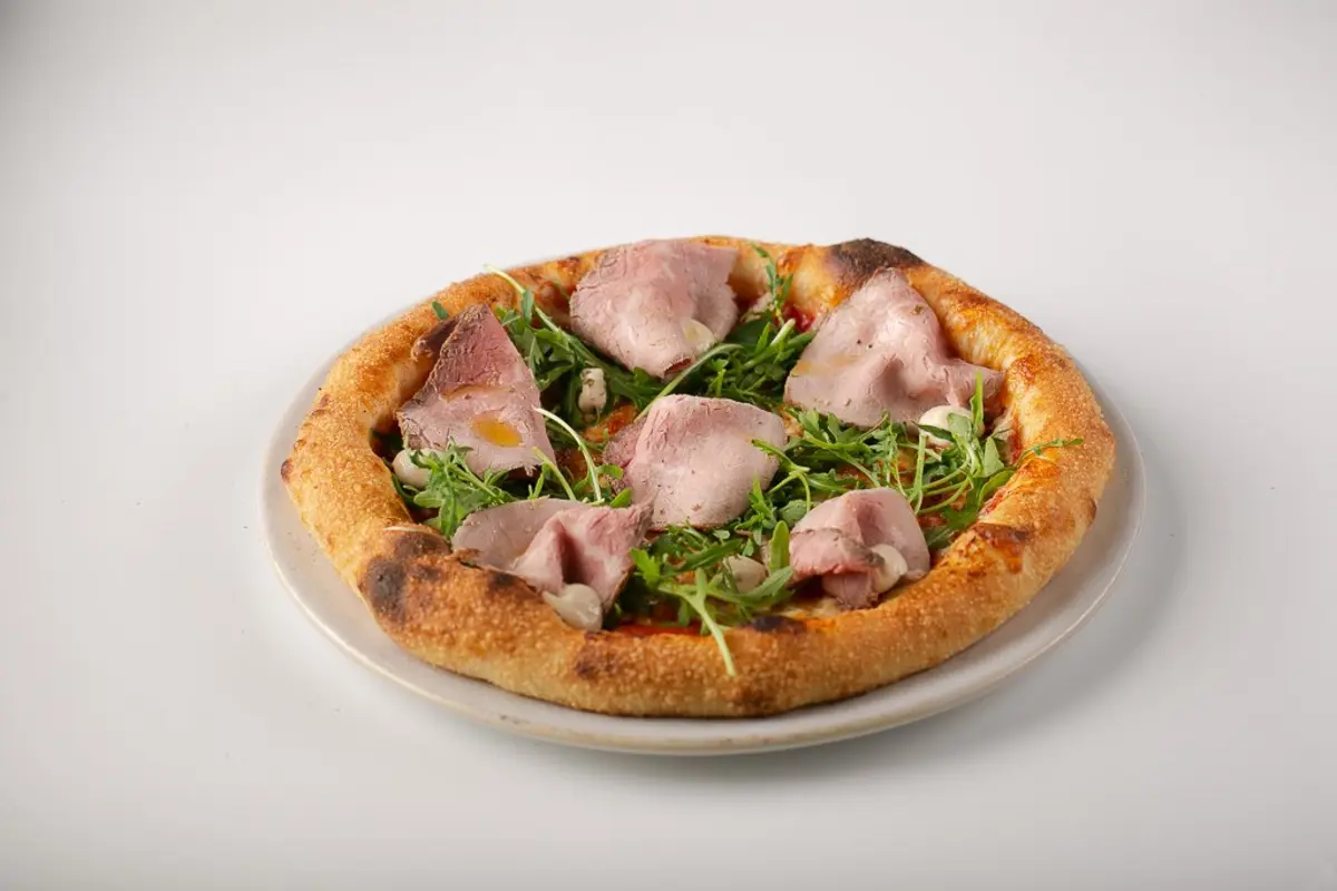 С ростбифом 24 см