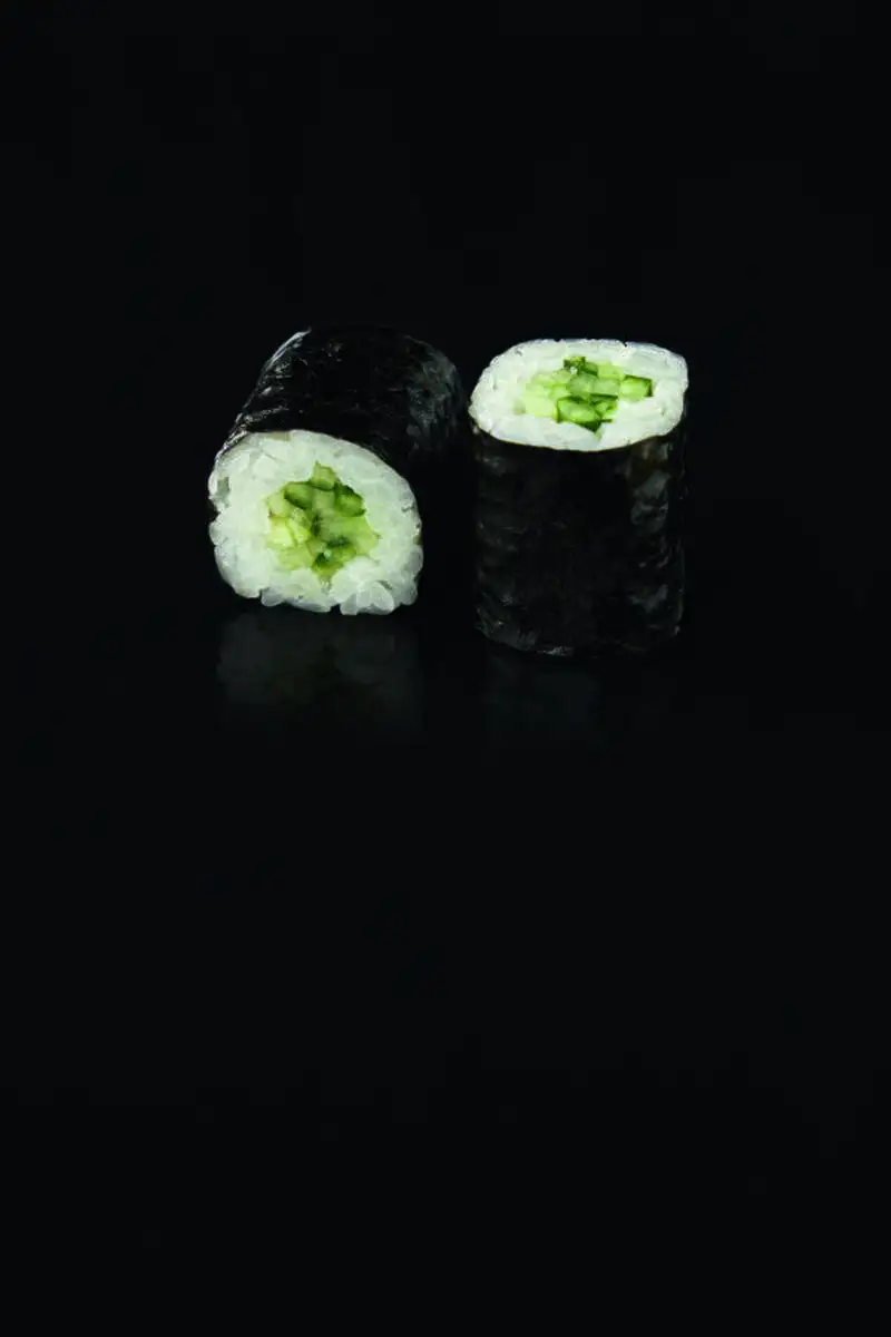 Ролл с огурцом