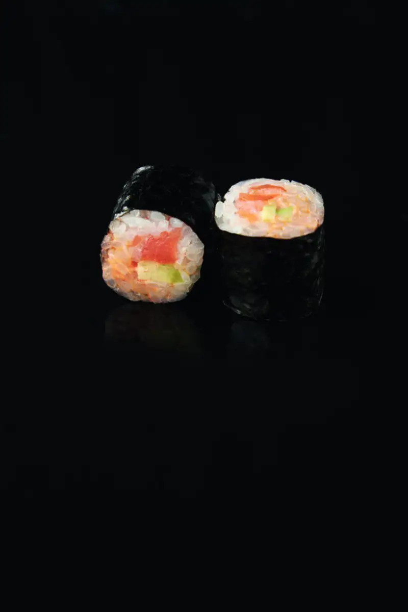 Спайси ролл с лососем