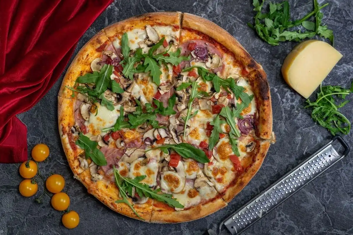 Пицца Капричеза