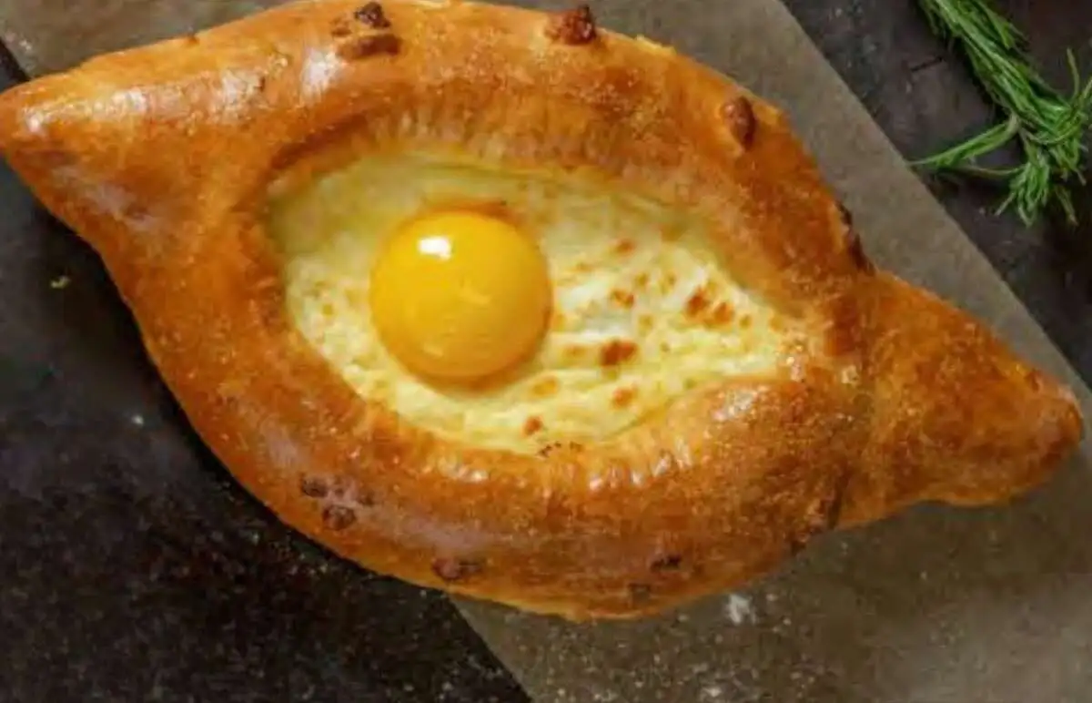 Хачапури по-Аджарски