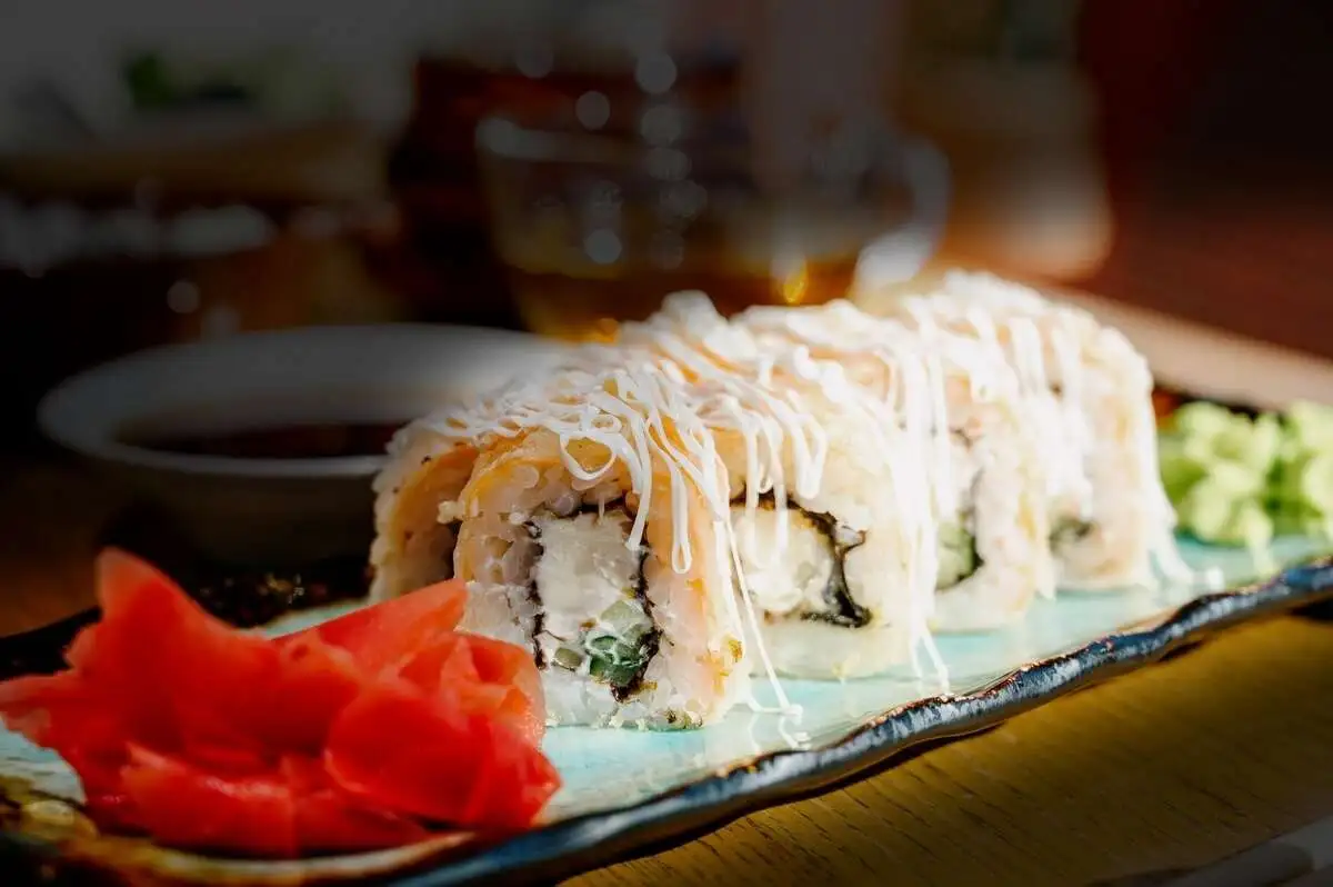 Жареный ролл Филадельфия