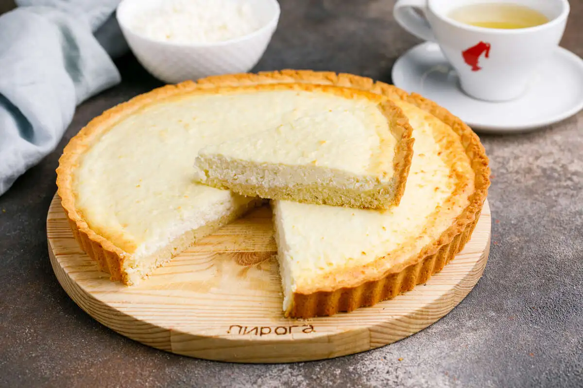 Пирог творожник песочный