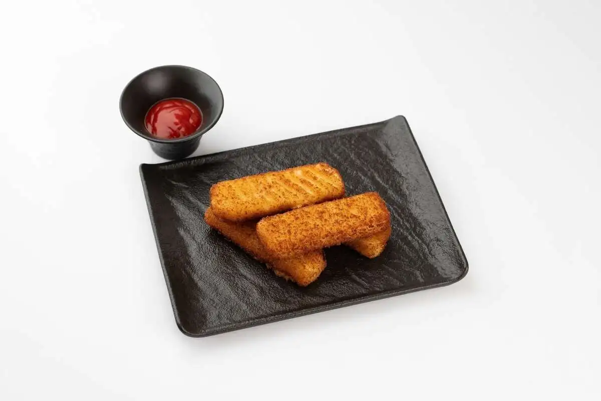Рыбные палочки с кетчупом