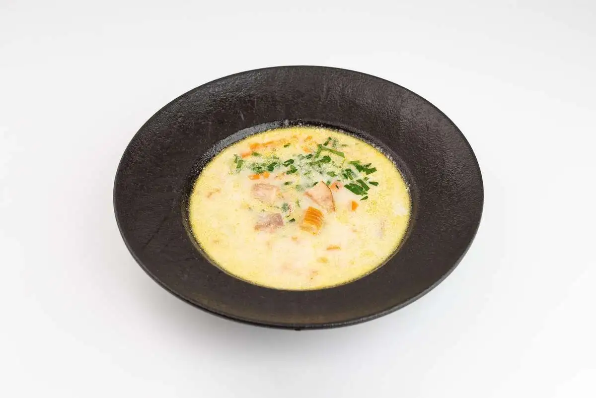 Суп уха по-фински с копченым сомом