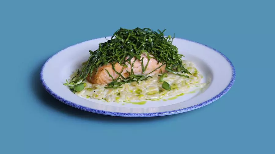 Семга со шпинатом