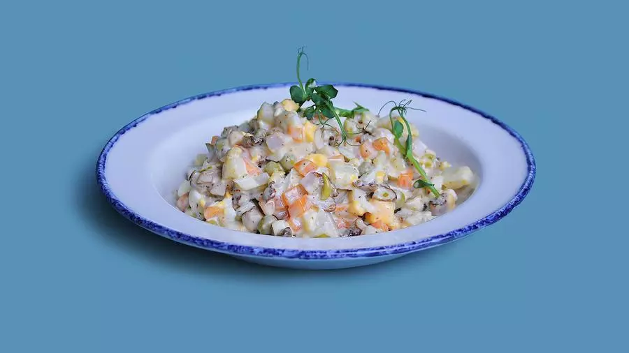 Оливье с курицей