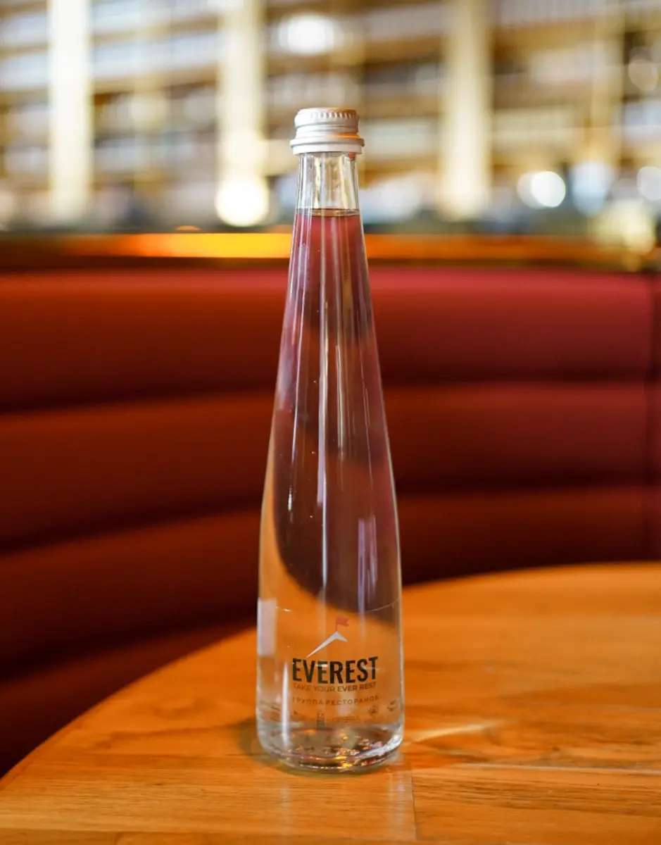 Вода Эверест не газ 0,5