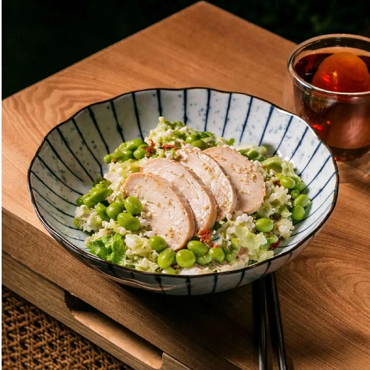 Азиан цезарь с цыпленком