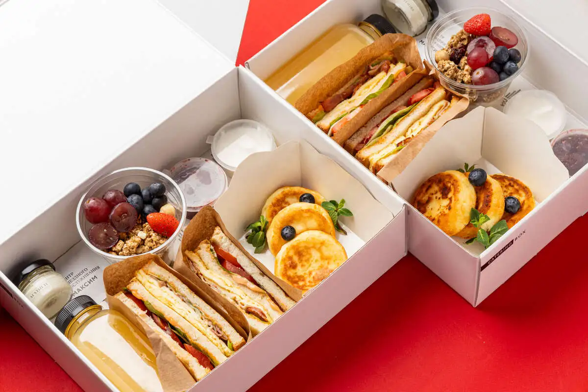 Гастробокс для влюбленных «Завтрак в постель»