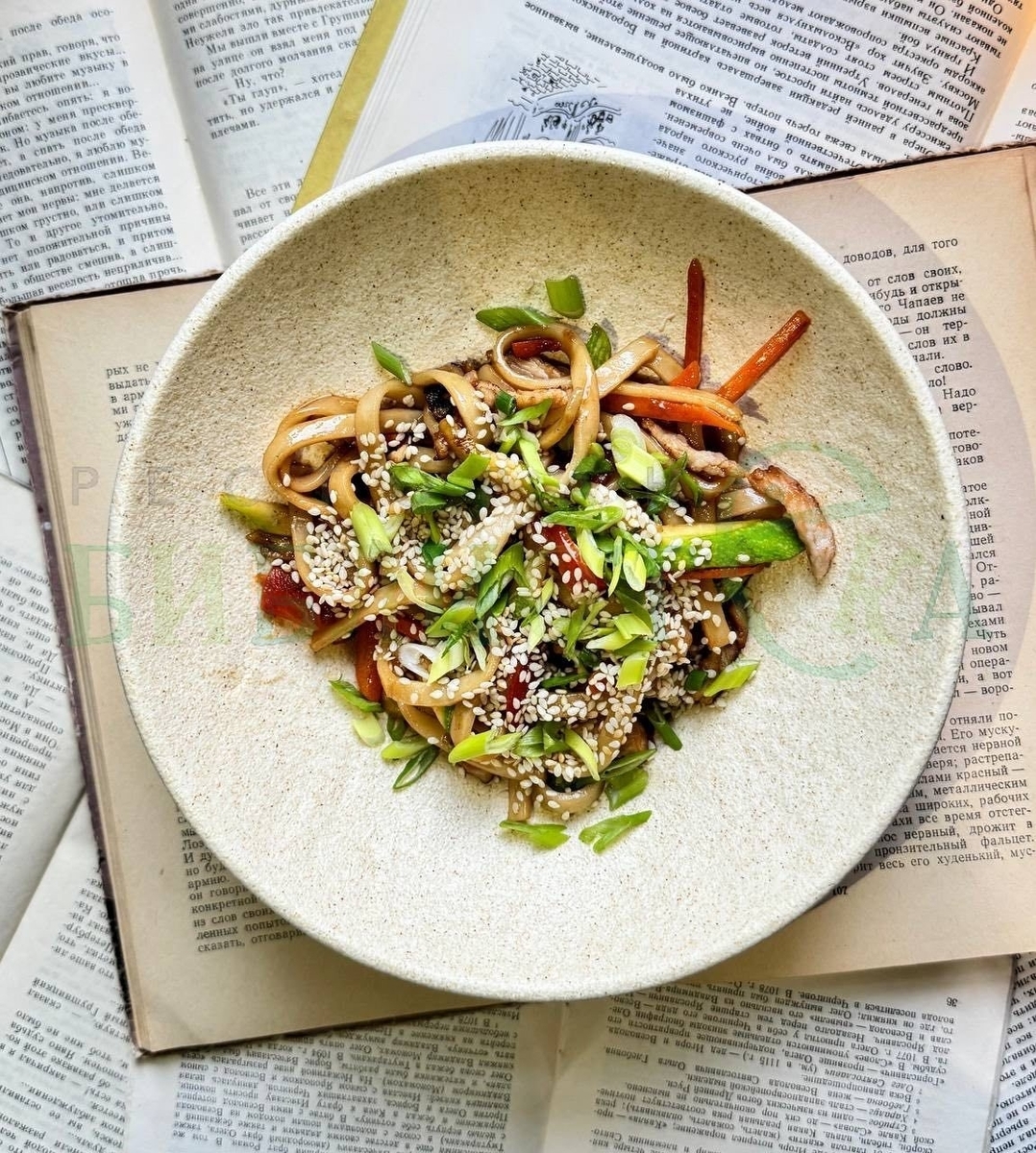 Паста и Вок