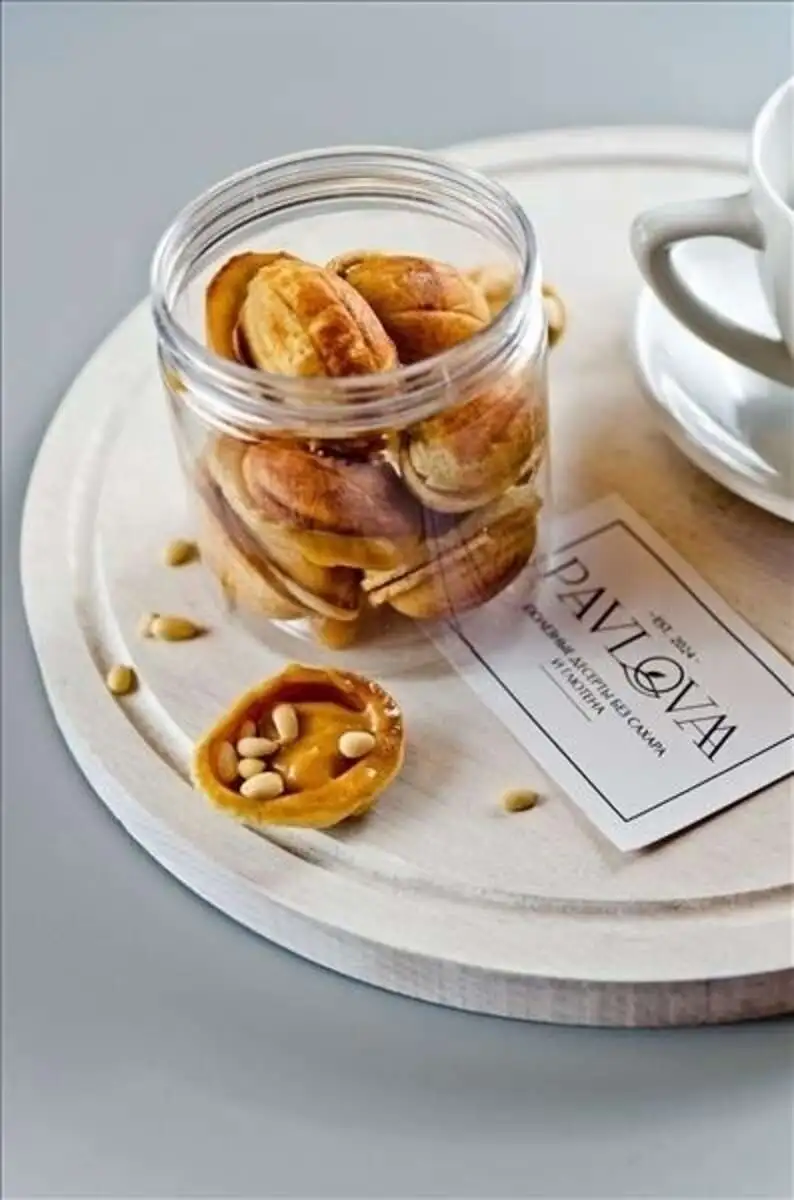 Орешки в баночке Pavlovaa