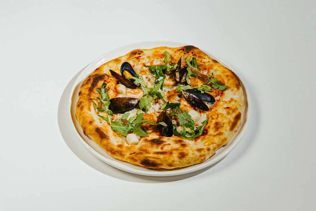 Пицца с морепродуктами