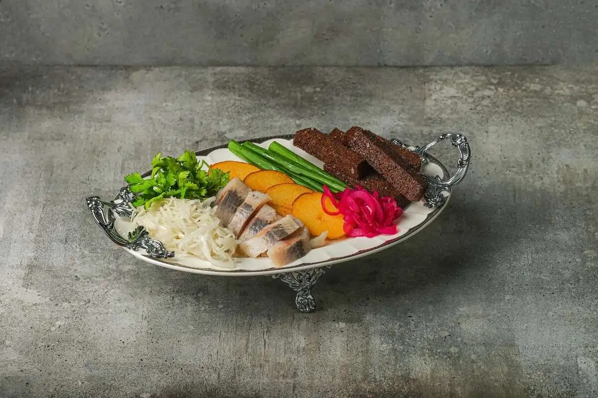 Закуска из селедочки с картофелем